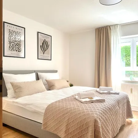 C&s Living I Terrasse I Kueche I Parkplatz Apartment Tauberbischofsheim